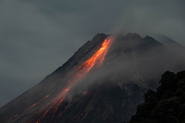 Foto - Merapi'den film gibi görüntüler
