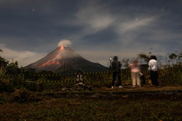 Foto - Merapi'den film gibi görüntüler