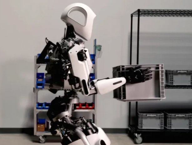 Foto - Mercedes-Benz üretimde insansı robotları 7/24 çalıştıracak