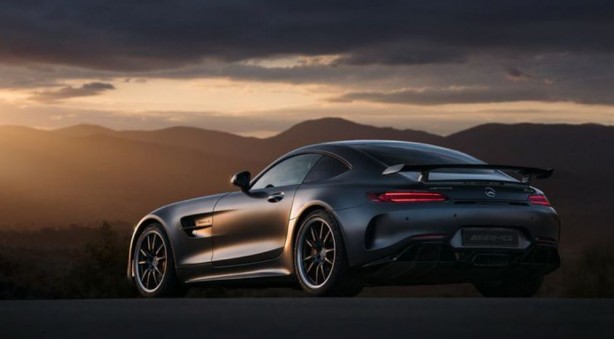 Foto - Mercedes büyük hatasının farkına vardı