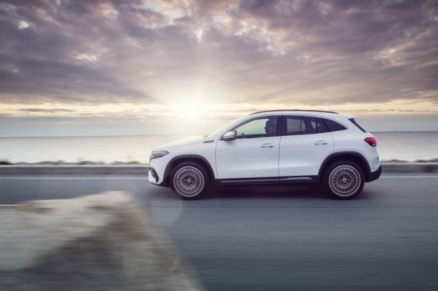 Foto - Mercedes EQ nefes kesiyor! Yeni modeller Türkiye'de