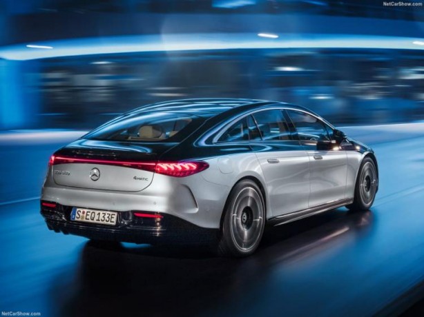 Foto - Mercedes geleceğin otomobili EQS'i tanıttı