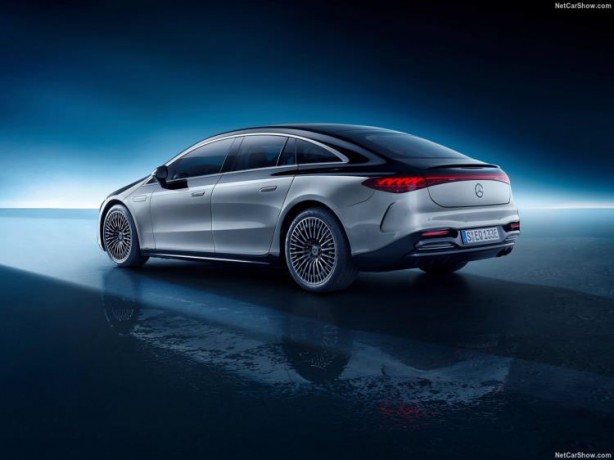 Foto - Mercedes geleceğin otomobili EQS'i tanıttı