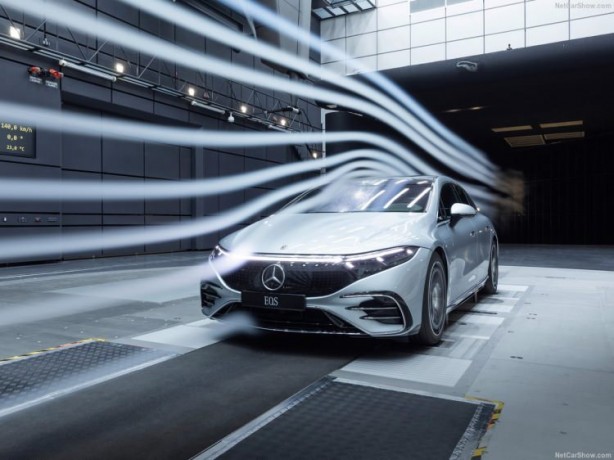 Foto - Mercedes geleceğin otomobili EQS'i tanıttı