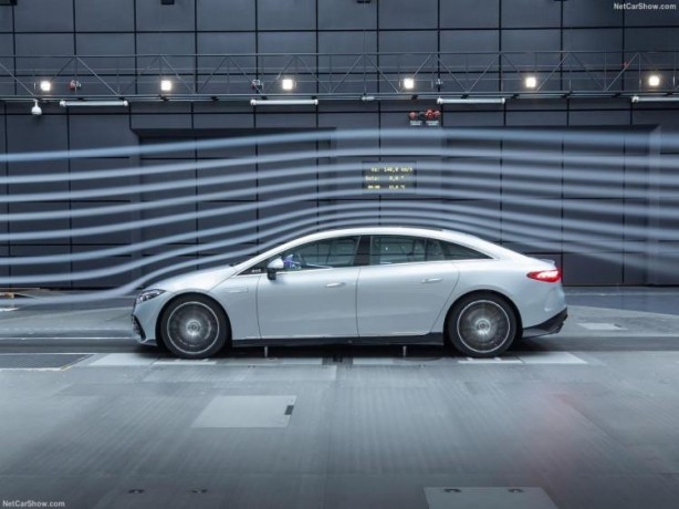 Foto - Mercedes geleceğin otomobili EQS'i tanıttı