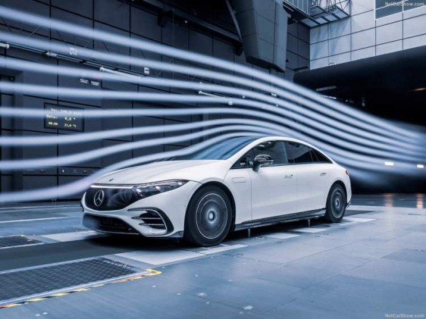 Foto - Mercedes geleceğin otomobili EQS'i tanıttı