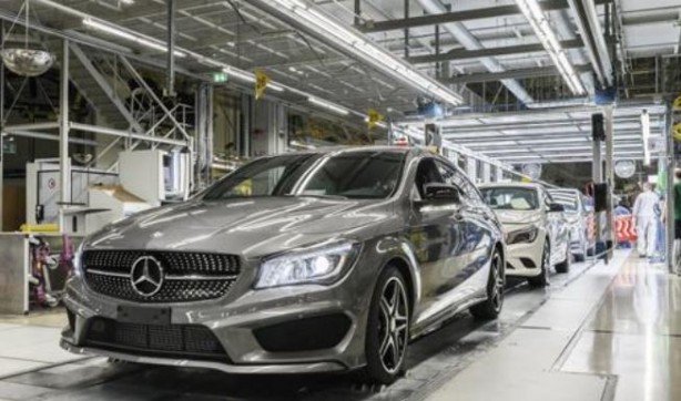 Foto - Mercedes sonunda geliştirilmiş elektrikli araç pillerini teslim aldı