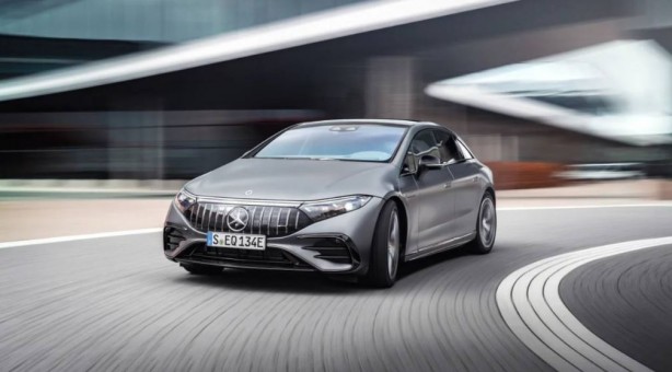 Foto - Mercedes, Tesla’yı geride bıraktı! O alanda bir ilki başardı