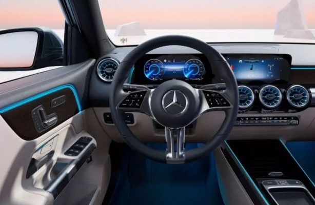 Mercedes'in yeni elektrikli modelleri EQA ve EQB Türkiye’de! İşte fiyatları
