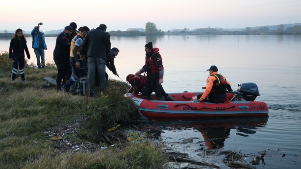 Meriç Nehri'nde korkunç olay! Ekipler seferber oldu