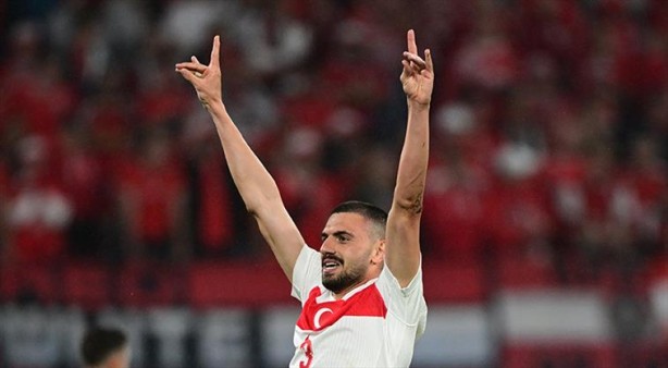 Foto - Merih Demiral’dan sonra bir "bozkurt" daha çıktı! Almanlar şimdi ona sarmaya başladı