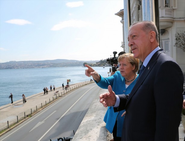Merkel’den Türkiye’ye veda ziyareti! Başkan Erdoğan’la görüştü
