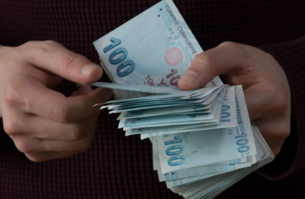 Foto - Merkez Bankası eski baş ekonomisti asgari ücrete zam yapılamazsa ortaya çıkacak tabloyu açıkladı