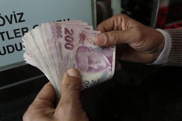 Foto - Merkez Bankası eski baş ekonomisti asgari ücrete zam yapılamazsa ortaya çıkacak tabloyu açıkladı