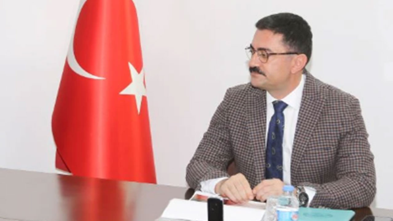 Foto - Merkeze çekilen Tunceli Valisi Bülent Tekbıyıkoğlu'nun babası bakın kim çıktı! Duyan kahrolacak