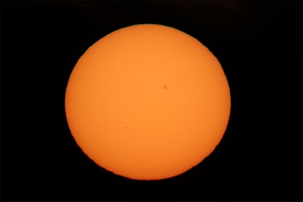Foto - Merkür, Dünya ile Güneş'in arasından geçti