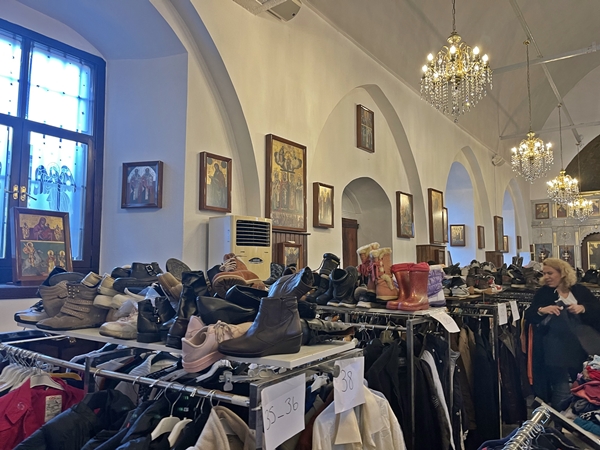 Foto - Mersin Rum Ortodoks Kilisesi kapılarını depremzedelere açtı