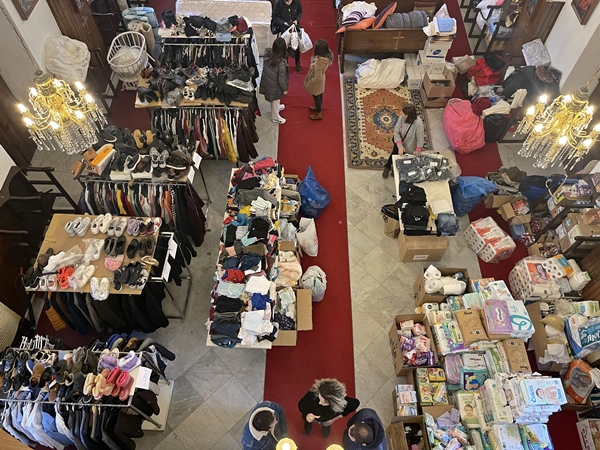 Foto - Mersin Rum Ortodoks Kilisesi kapılarını depremzedelere açtı