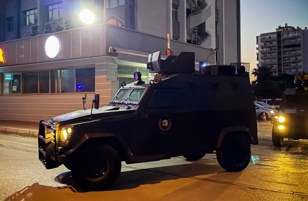 Foto - Mersin'de 15 PKK/KCK-YPG şüphelisinin yakalanmasına yönelik operasyon başlatıldı