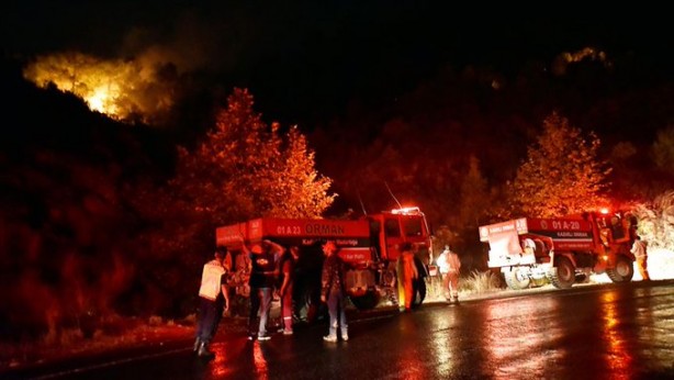 Foto - Mersin'de korkutan yangın! Bakan Pakdemirli'den yeni açıklama