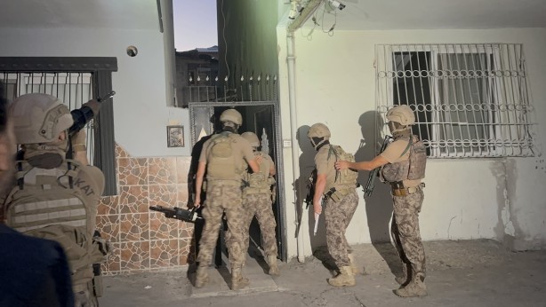 Foto - Mersin'de terör örgütlerine operasyon: 4 gözaltı kararı
