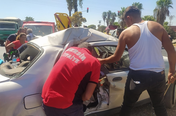 Foto - Mersin'de trafik kazası: Yaralılar var