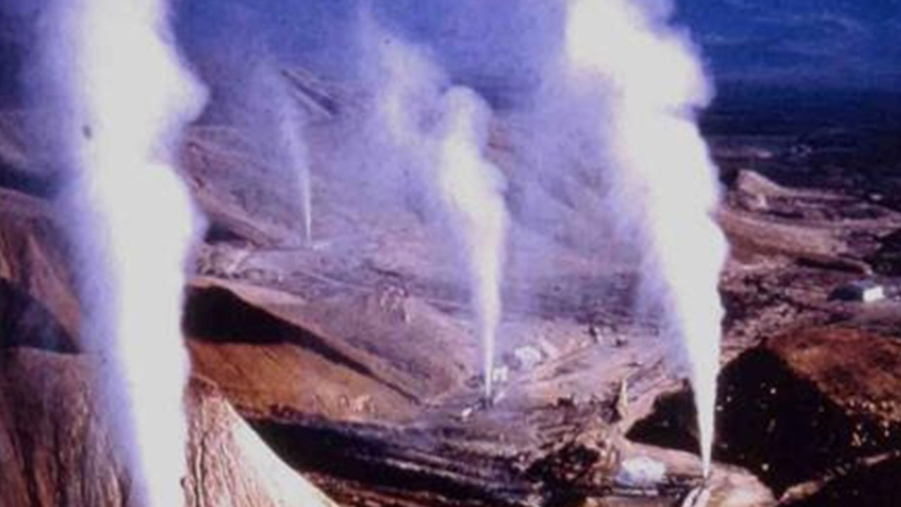 Foto - Mersin'de yerin 1500 metre altına iniliyor! Petrol gibi fışkırabilir, herkesi heyecan sardı