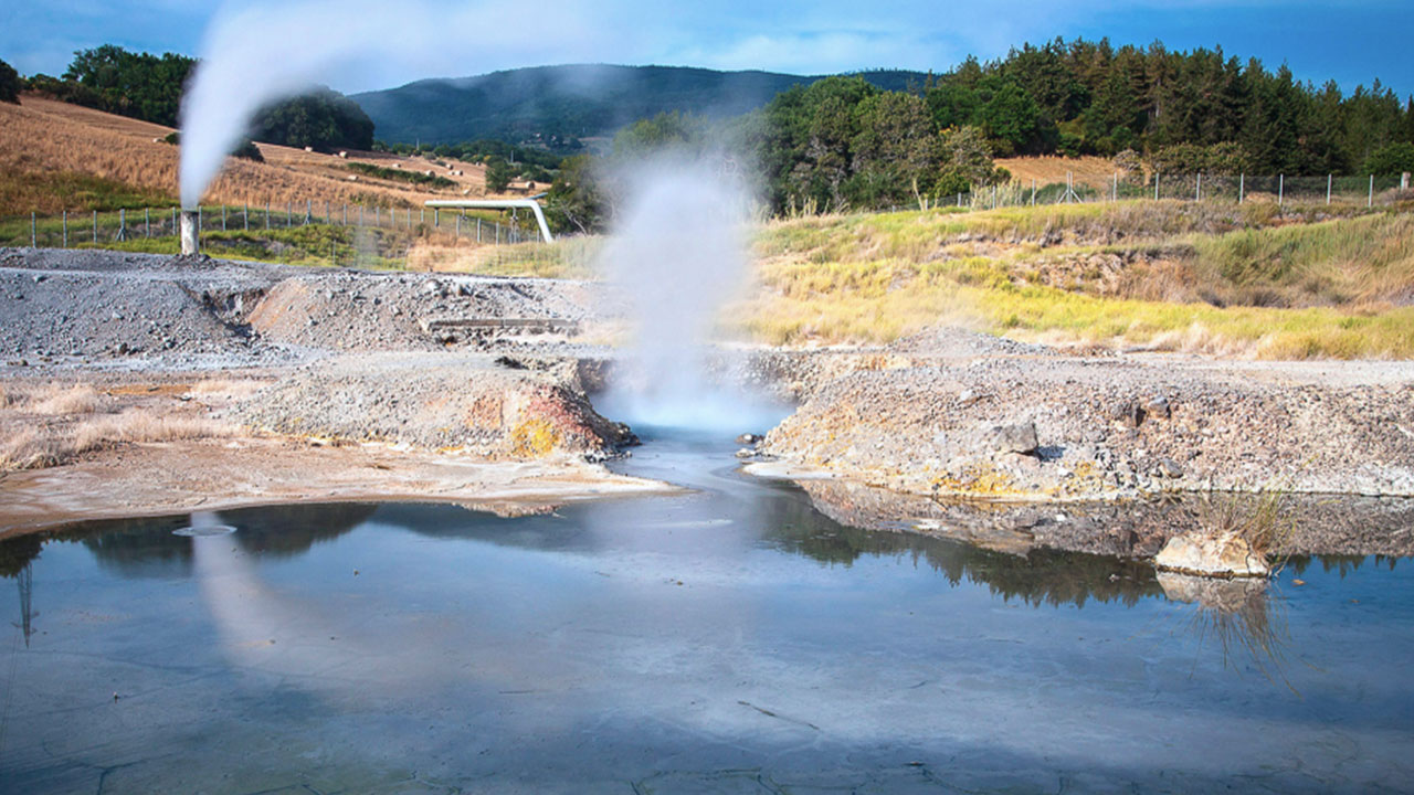 Foto - Mersin'de yerin 1500 metre altına iniliyor! Petrol gibi fışkırabilir, herkesi heyecan sardı