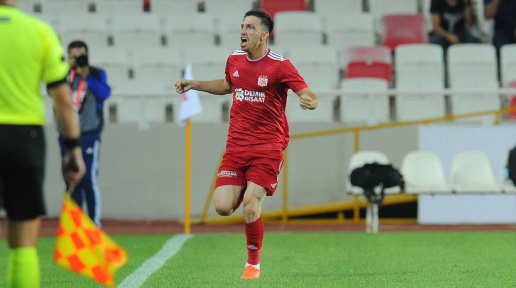Foto - Mert Hakan Yandaş kimdir? Mert Hakan Yandaş kaç yaşında, kariyeri