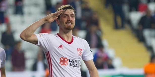 Foto - Mert Hakan Yandaş kimdir? Mert Hakan Yandaş kaç yaşında, kariyeri