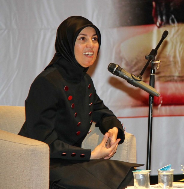 Foto - Merve Kavakçı İslam kimdir?