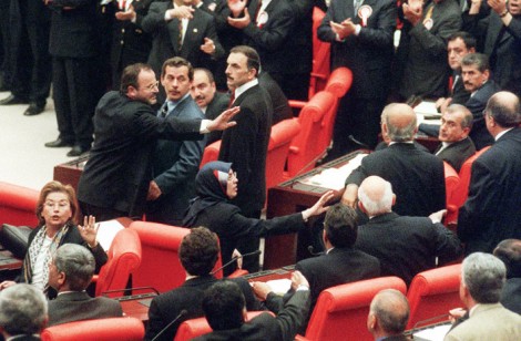 Foto - Merve Kavakçı İslam kimdir?