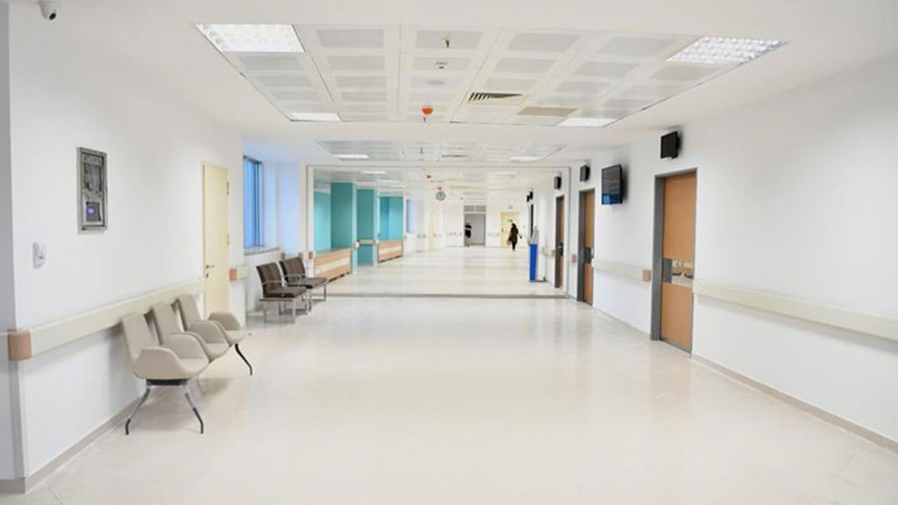 Foto - Merve Şebnem Oruç şok etti: O devlet hastanesine işiniz düştüyse koşarak kaçın arkanıza bile bakmayın