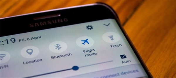 Foto - Mesajların okunduğunun anlaşılmaması için...