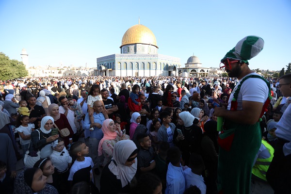 Foto - Mescid-i Aksa'da bayram namazı 100 bin kişiyle kılındı