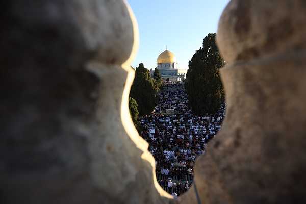 Foto - Mescid-i Aksa'da bayram namazı 100 bin kişiyle kılındı