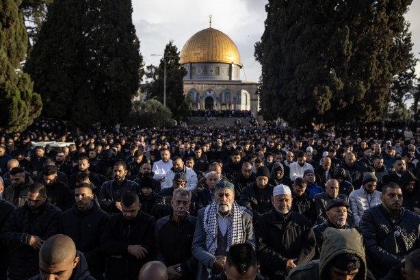 Foto - Mescid-i Aksa’da gövde gösterisi! 30 bin kişi katıldı