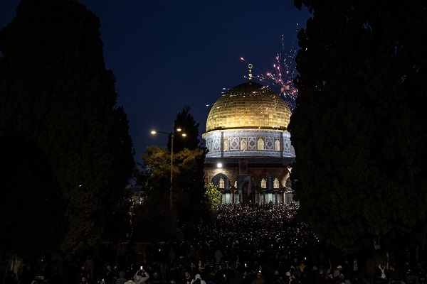Foto - Mescid-i Aksa'da sabah namazı