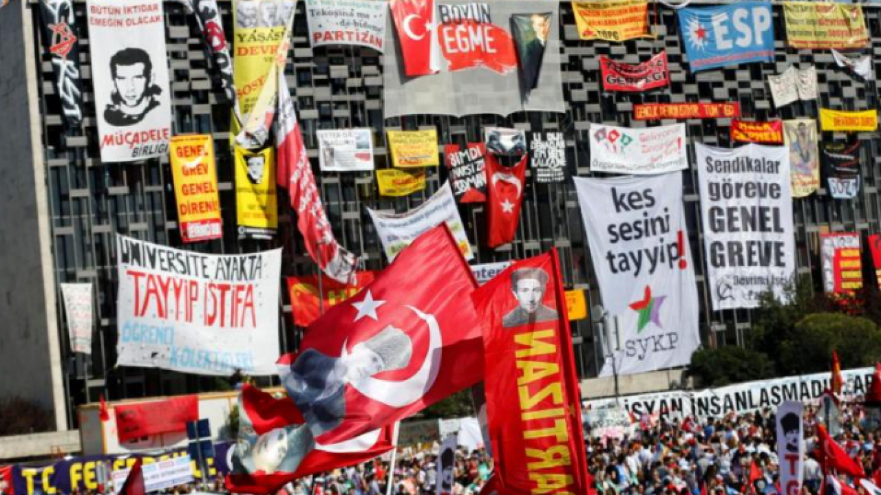 Mesele ormanda yanan ağaçlar değil! Siz hala anlamadınız mı?