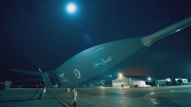 Foto - Meşhur fotoğraf karesindeki isim Selçuk Bayraktar'la ilgili 'yok artık' dedirten bir gerçeği açıkladı