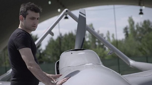 Foto - Meşhur fotoğraf karesindeki isim Selçuk Bayraktar'la ilgili 'yok artık' dedirten bir gerçeği açıkladı