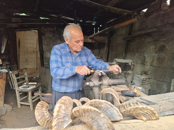 Foto - Mesleğinin son temsilcilerinden! Ürünleri ABD'ye götürülüyor