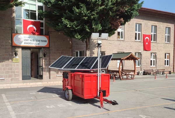 Foto - Meslek liselerinde üretilip deprem bölgelerine gönderiliyor