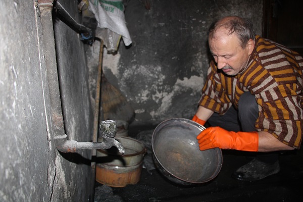 Foto - Meslektaşları teknolojiye direnemedi! 84 yıldır bu dükkanın ateşi sönmüyor