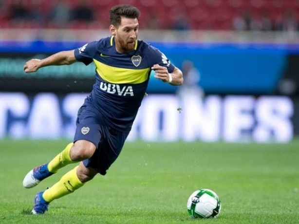 Foto - Messi başka takımların formasını giyerse... 