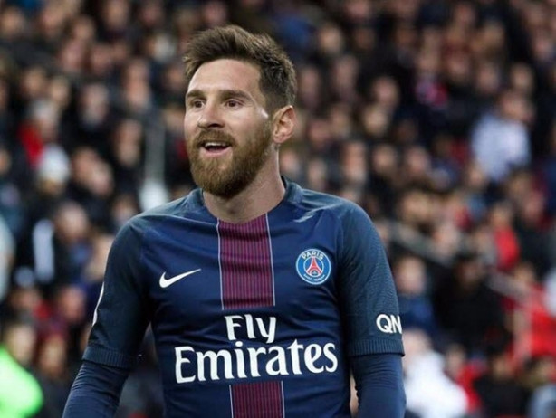 Foto - Messi başka takımların formasını giyerse... 