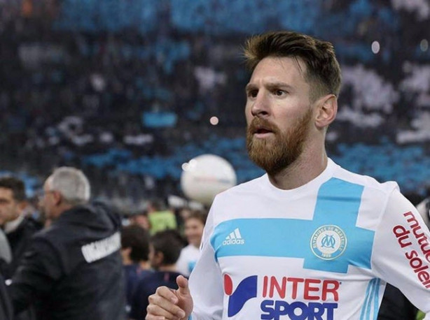 Foto - Messi başka takımların formasını giyerse... 