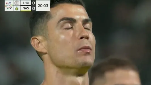 Foto - 'Messi' tezahüratları Ronaldo'yu çılgına çevirdi! Yaptığı hareket olay oldu... Bu kadar da olmaz: Arabistan bu gelişmeye kilitlendi…