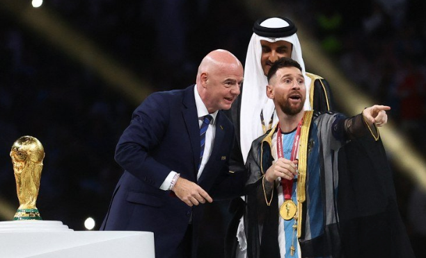 Foto - Messi'den şok eden haber geldi! Şaka değil gerçek: Dünya bu haberle çalkalanıyor...