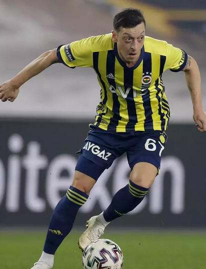 Mesut Özil'den flaş "Fenerbahçe" kararı! Bomba gelişmeyi tüm Türkiye’ye böyle duyurdular! Hiç kimse bunu beklemiyordu